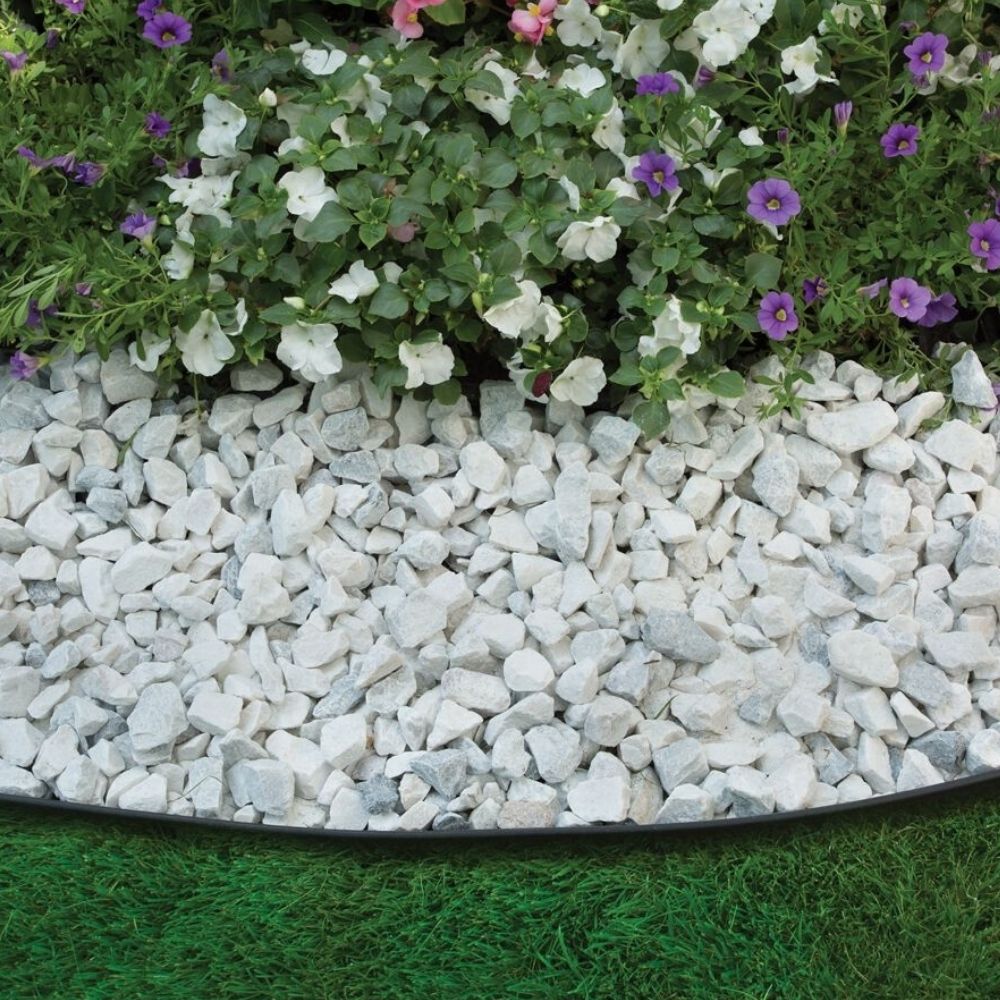 Flexible plastic lawn edging: image 8
